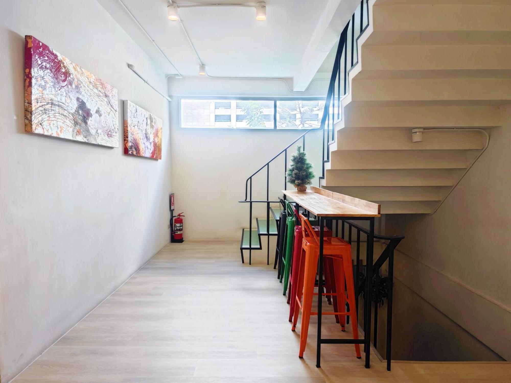 Ostay Asoke Bangkok Makkasan Exterior foto