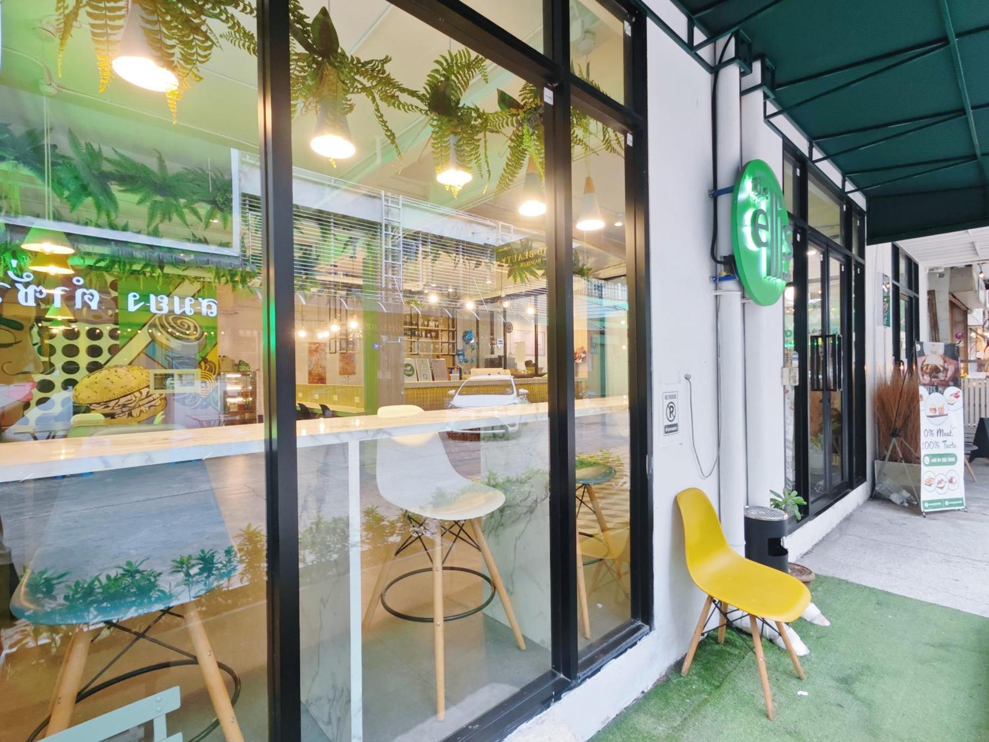 Ostay Asoke Bangkok Makkasan Exterior foto