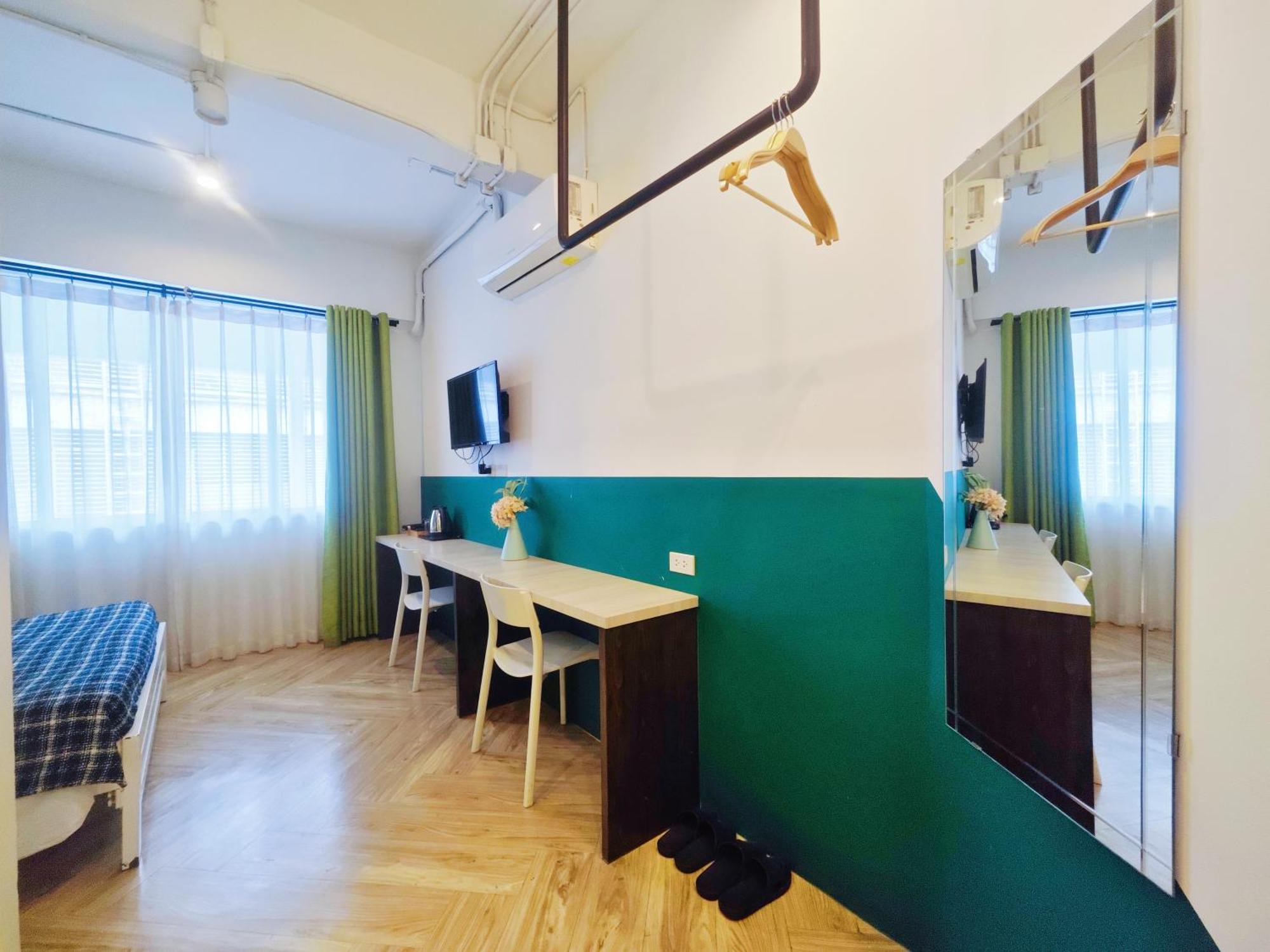 Ostay Asoke Bangkok Makkasan Exterior foto